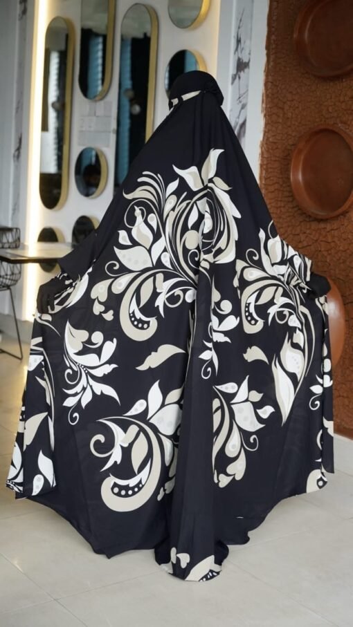 Luxury Abaya A7 - Image 4