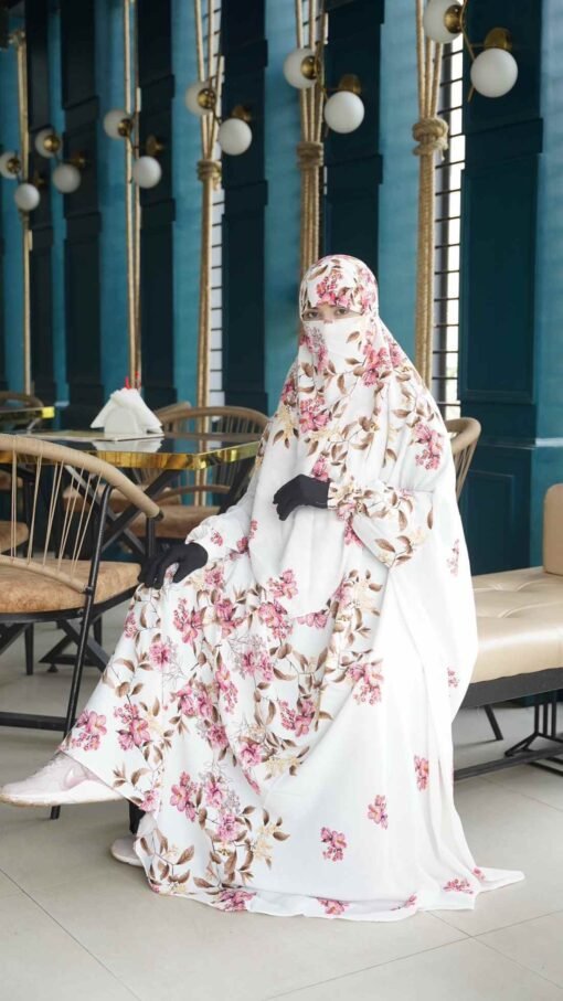 Luxury Abaya A15 - Image 2