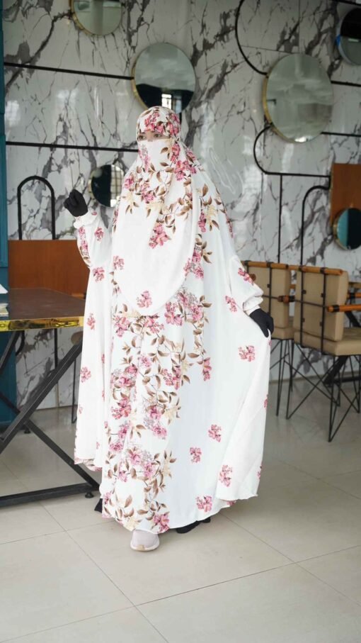 Luxury Abaya A15 - Image 3