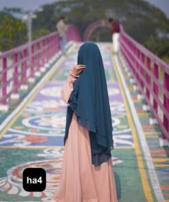 Alternative view of Premium 4-Layer Ready Hijab ha4